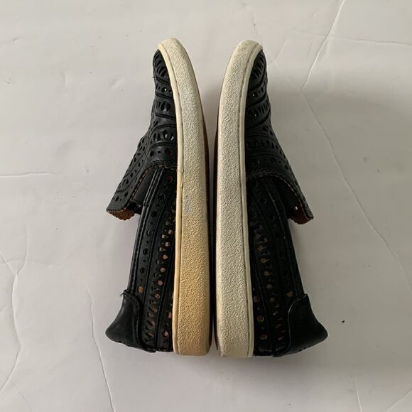 UGG black laser cut out slip on sneakers size 6.5 - Picture 7 of 8
